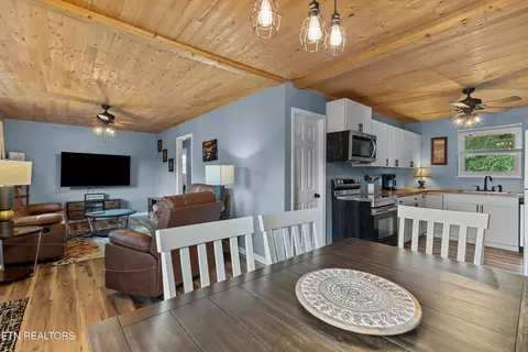 Dining - 157 Campbell Dr, Bean Station, TN 37708 photo 1 of 2