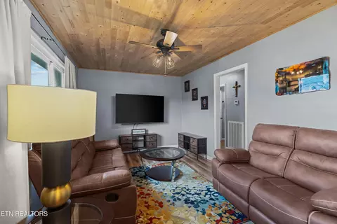 Living - 157 Campbell Dr, Bean Station, TN 37708 photo 1 of 2