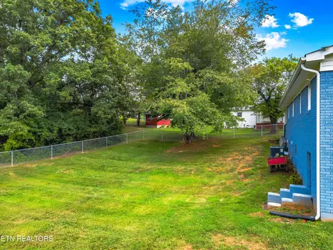 Exterior - 157 Campbell Dr, Bean Station, TN 37708 photo 6 of 6