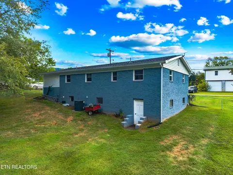 Exterior - 157 Campbell Dr, Bean Station, TN 37708 photo 4 of 6