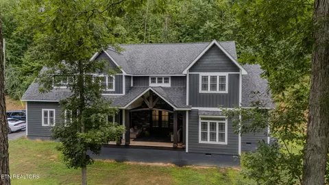 850 Big Buck Ln, Middlesboro, KY 40965