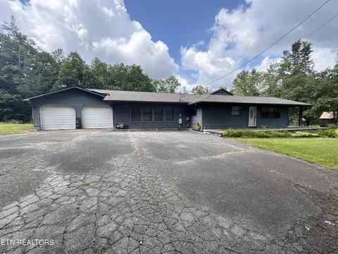 150 Marlin Keeton Ln, Oneida, TN 37841