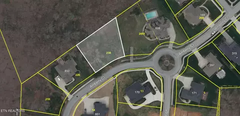 716 Amberly Ct, Lenoir City, TN 37772