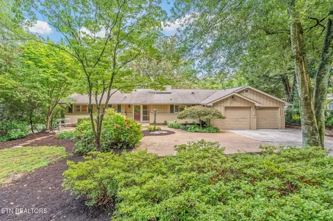 6920 Stone Mill Dr, Knoxville, TN 37919