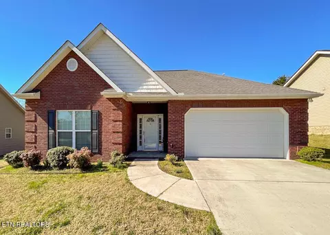 6905 Harvest Grove Ln, Knoxville, TN 37918