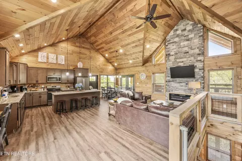 4471 Stackstone Rd, Sevierville, TN 37862 photo 5
