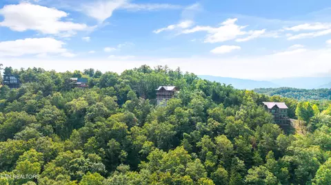 4471 Stackstone Rd, Sevierville, TN 37862 photo 13