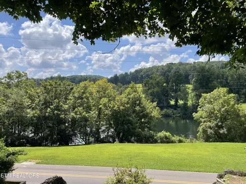 Lovely Bluff Rd, Rocky Top, TN 37769