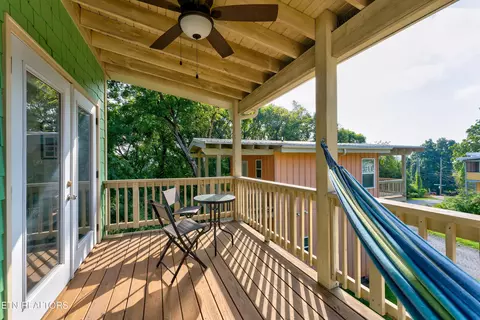 2515 Orchard House Way, Knoxville, TN 37921 | 24 Photos - Movoto