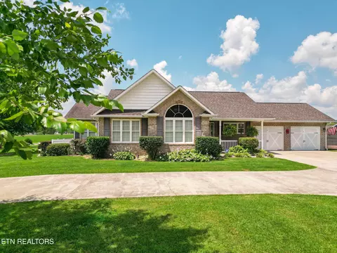 287 R S Marcum Rd, Oneida, TN 37841