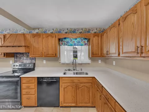 623 Whippoorwill Dr, Talbott, TN 37877 photo 11