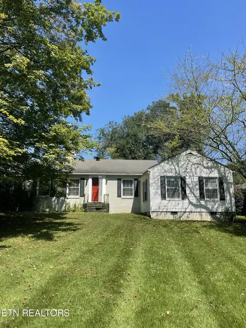 1545 SW Southgate Rd, Knoxville, TN 37919