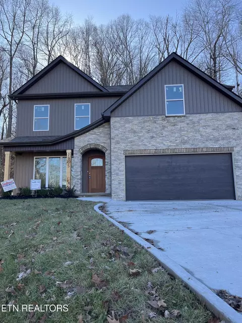 7955 Brownvue Rd, Knoxville, TN 37931