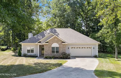 512 Igoti Pl, Loudon, TN 37774