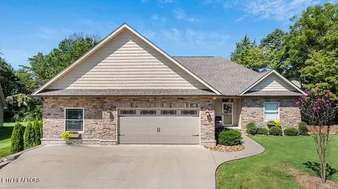 409 Elokwa Pl, Loudon, TN 37774