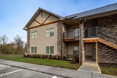 326 Shooting Star Loop #101, Townsend, TN 37882