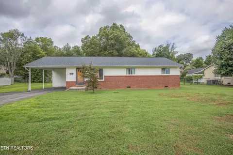 509 Riverside Dr, Clinton, TN 37716