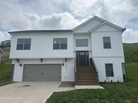 9818 Moon View Way, Knoxville, TN 37931