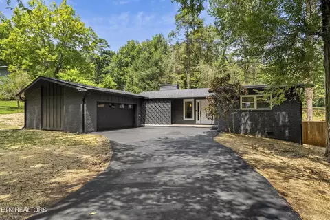 5409 SW Mockingbird Dr, Knoxville, TN 37919