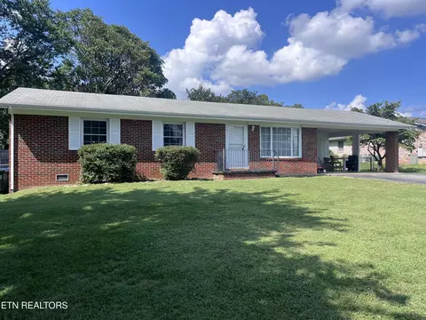317 Smoky View Rd, Knoxville, TN 37920