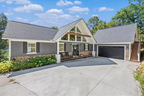 657 Norris Shores Dr, Sharps Chapel, TN 37866