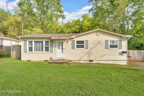 2527 Cecil Ave, Knoxville, TN 37917