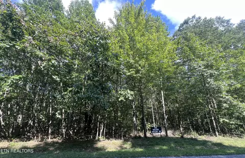 405 Walker Holw, Monterey, TN 38574