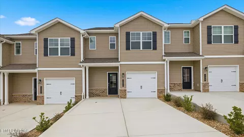 136 Jace Way, Kodak, TN 37764
