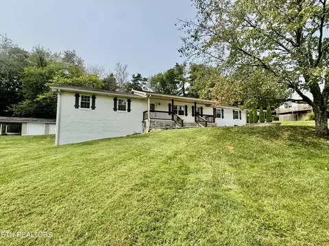 719 Mcfee Rd, Knoxville, TN 37934