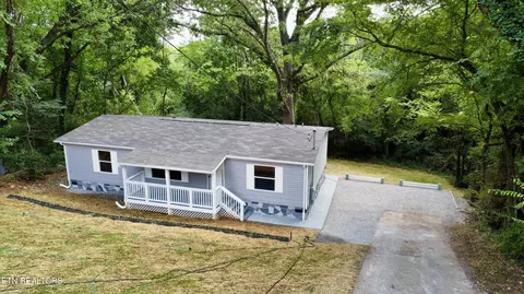 3954 Skyline Dr, Knoxville, TN 37914