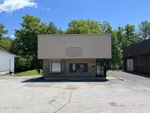 18730 Alberta St, Oneida, TN 37841 photo 1