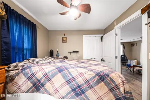 Bedroom - 265 Grape Rough Rd, Oneida, TN 37841 photo 5 of 6