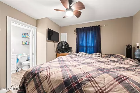 Bedroom - 265 Grape Rough Rd, Oneida, TN 37841 photo 4 of 6