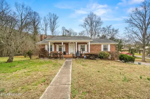 6823 Ferndale Rd, Knoxville, TN 37918