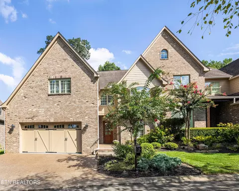 1416 Villa Forest Way, Knoxville, TN 37919