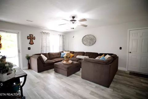 7523 Cotton Patch Rd, Corryton, TN 37721 photo 9