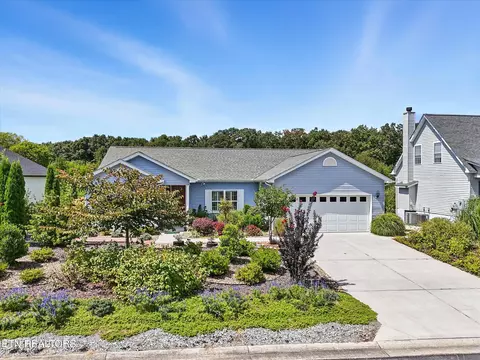 108 Pocola Way, Loudon, TN 37774