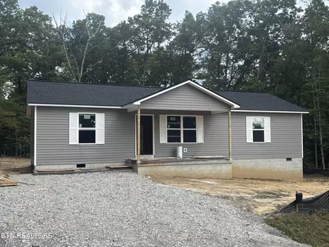 4139 Chica Rd, Crossville, TN 38572