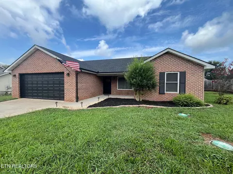 4423 Bart Giffin Rd, Maryville, TN 37803