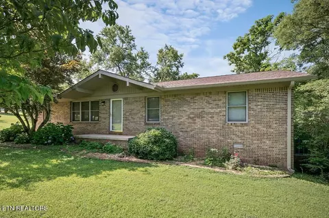 207 Sugar Hill Dr, Sparta, TN 38583