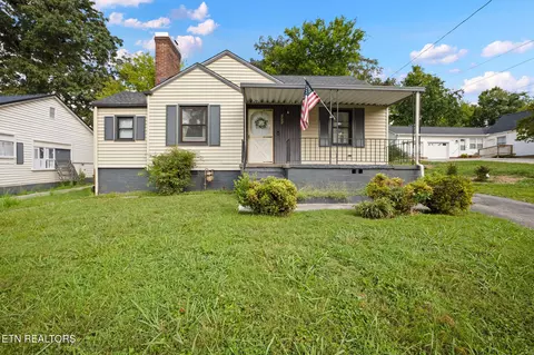 2425 Buffat Mill Rd, Knoxville, TN 37917