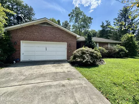 123 Heritage Dr, Oak Ridge, TN 37830