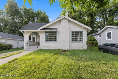 2008 E 5th Ave, Knoxville, TN 37917