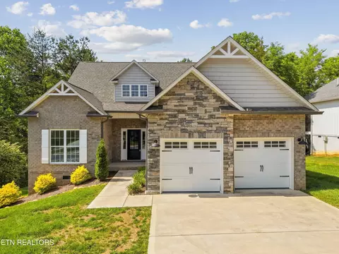 208 Mialaquo Cir, Loudon, TN 37774