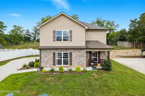 1516 Griffitts Blvd, Maryville, TN 37803