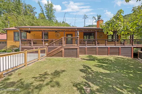 2029 Windy Ln, Sevierville, TN 37876