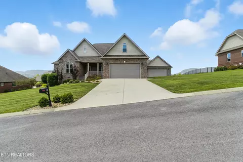 Exterior - 157 Danielle Ct, Harrogate, TN 37752 photo 2 of 10
