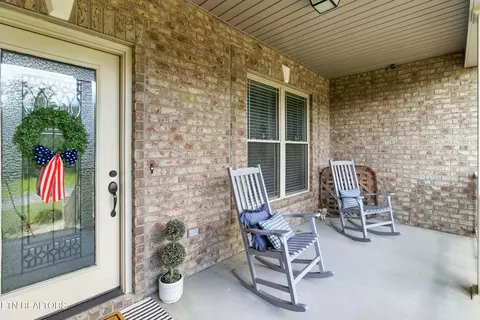 Exterior - 157 Danielle Ct, Harrogate, TN 37752 photo 4 of 10