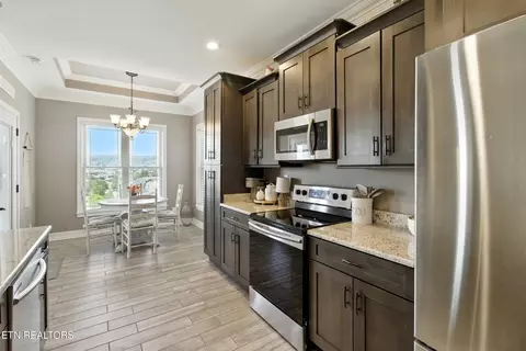 Kitchen - 157 Danielle Ct, Harrogate, TN 37752 photo 1 of 2