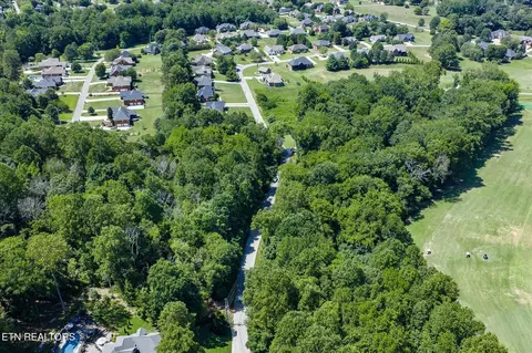 488 S Plantation Dr, Cookeville, TN 38506